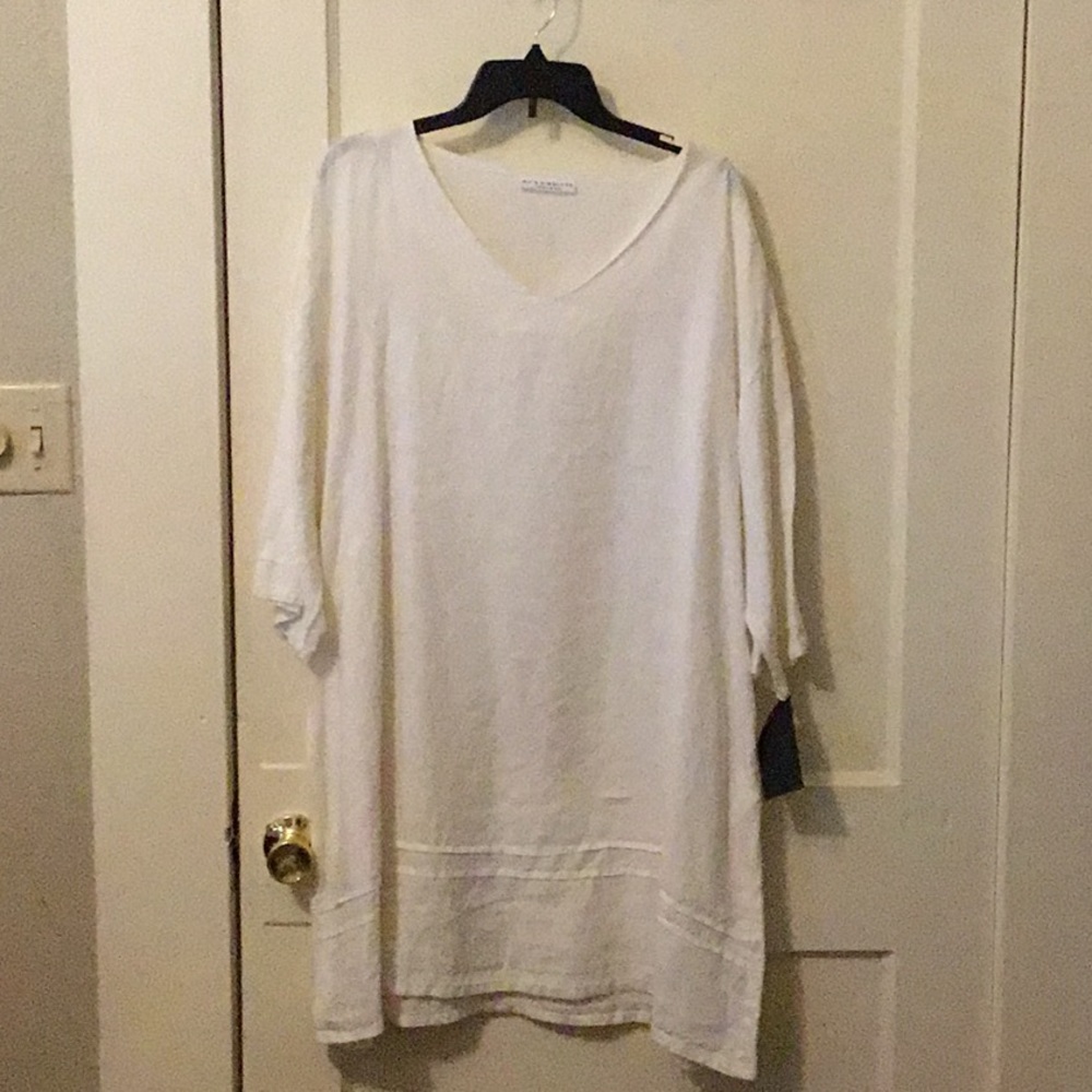 bryn Walker Off White Linen Top